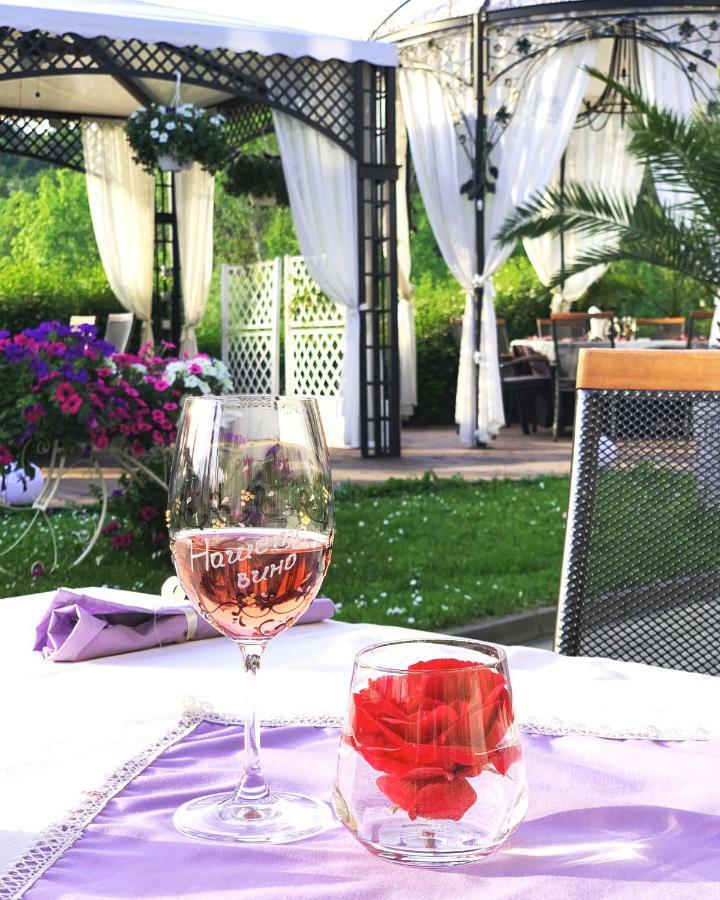 Park Hotel Raya Garden - Free Parking Wielkie Tyrnowo Zewnętrze zdjęcie